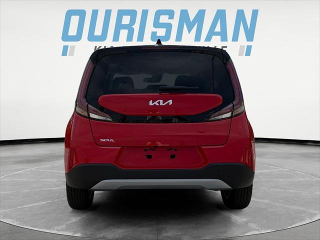 new 2025 Kia Soul car, priced at $21,658