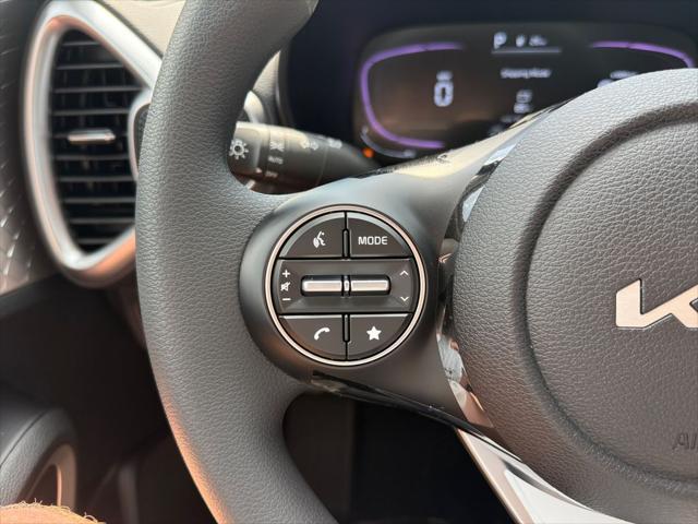 new 2025 Kia Soul car, priced at $21,658
