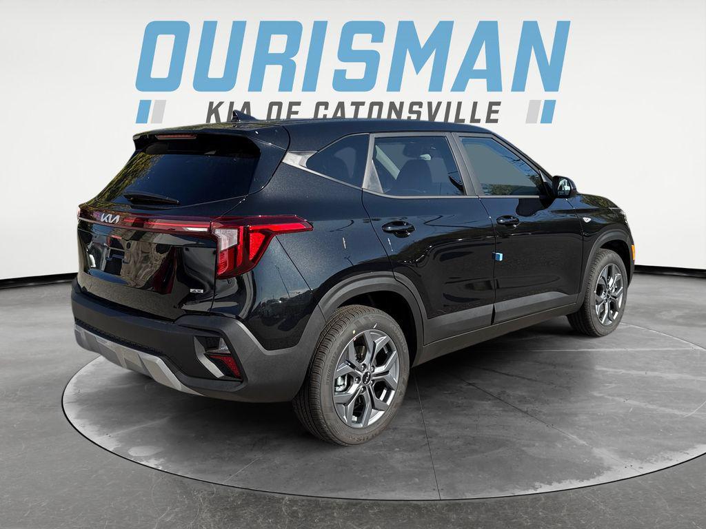 new 2026 Kia Seltos car, priced at $25,853