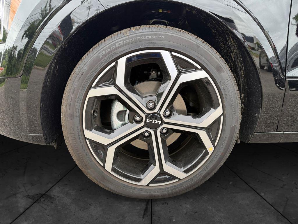 new 2025 Kia Niro car, priced at $38,000