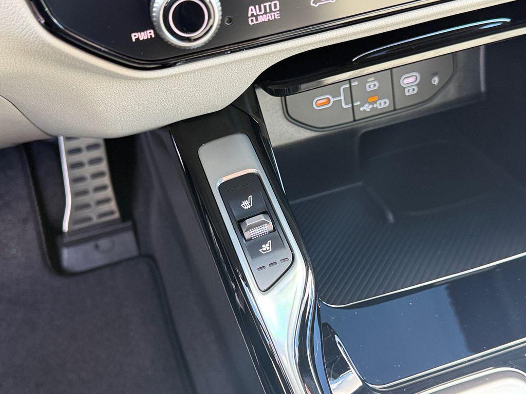 new 2026 Kia Sorento Hybrid car, priced at $49,065