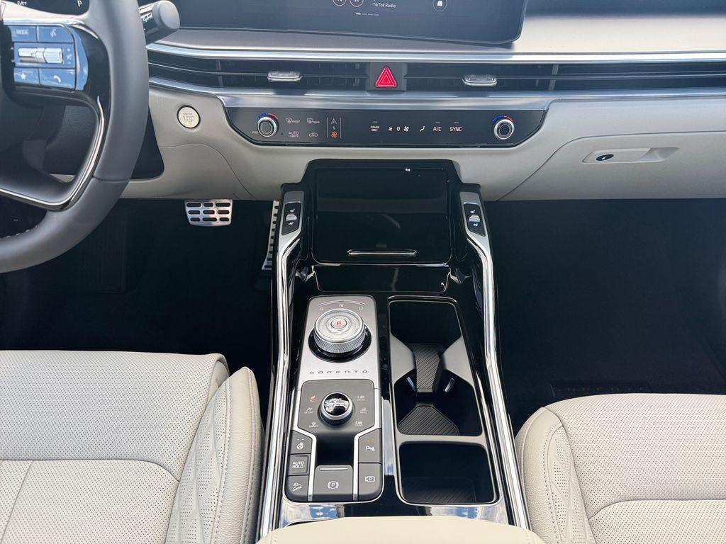 new 2026 Kia Sorento Hybrid car, priced at $49,065