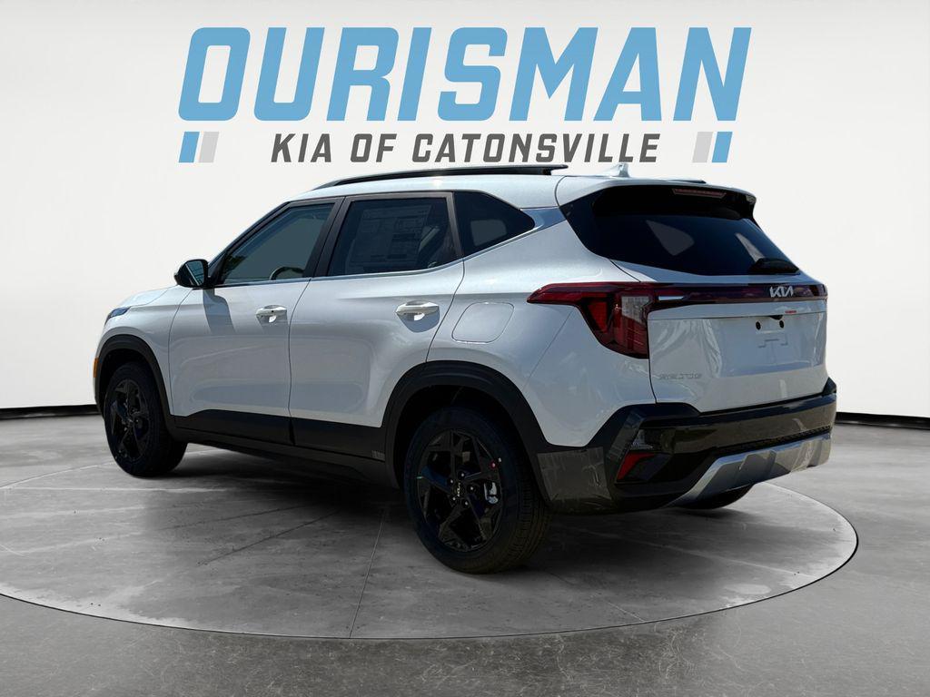 new 2026 Kia Seltos car, priced at $30,173