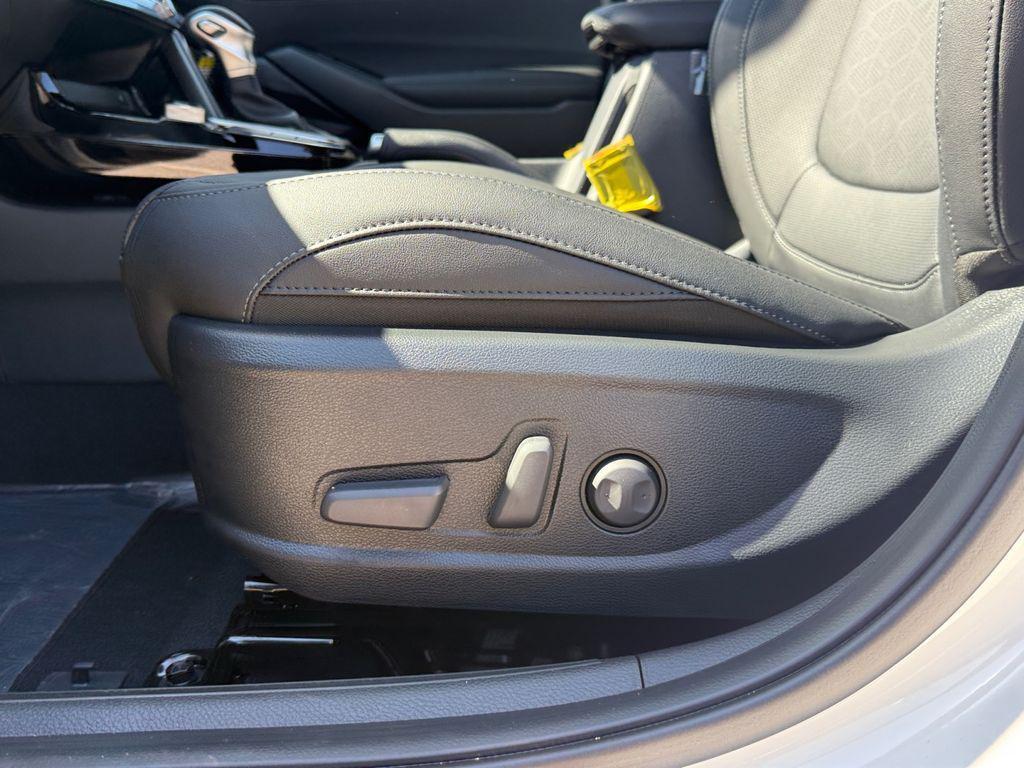 new 2026 Kia Seltos car, priced at $30,173