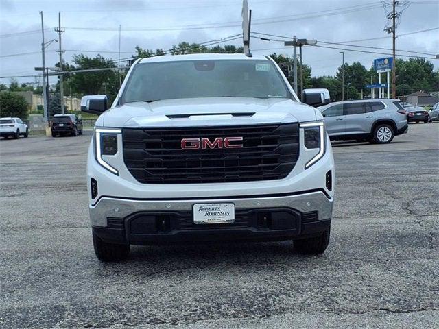 new 2025 GMC Sierra 1500 car, priced at $45,204