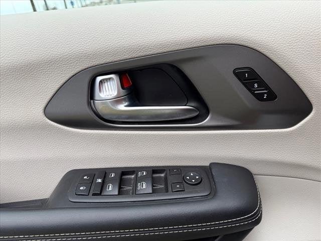 used 2023 Chrysler Pacifica car, priced at $24,799