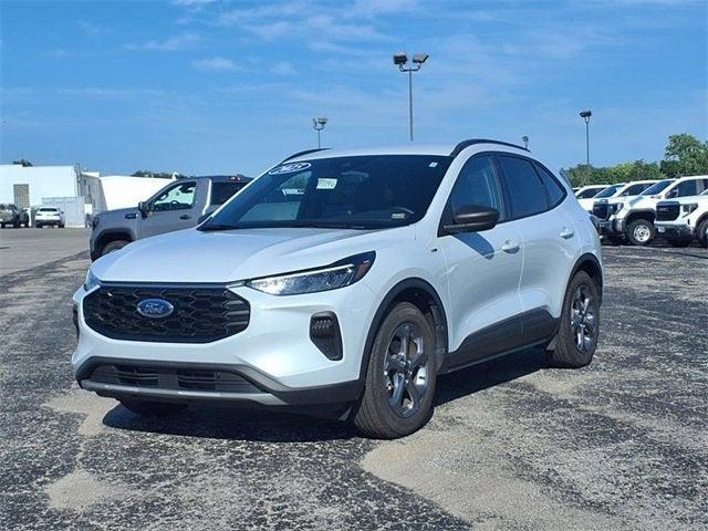used 2025 Ford Escape car, priced at $26,938