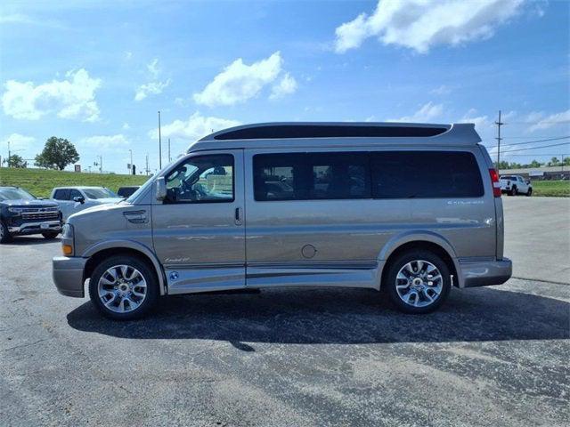 new 2025 GMC Savana 2500 car