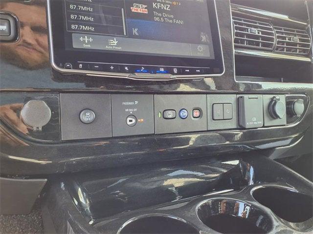 new 2025 GMC Savana 2500 car
