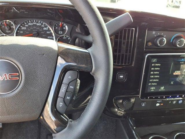 new 2025 GMC Savana 2500 car