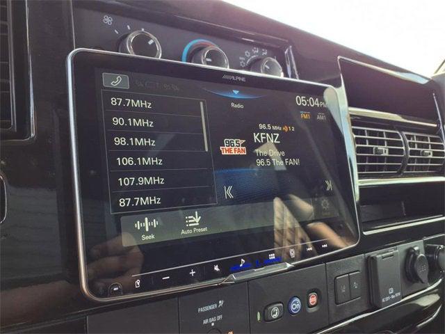 new 2025 GMC Savana 2500 car