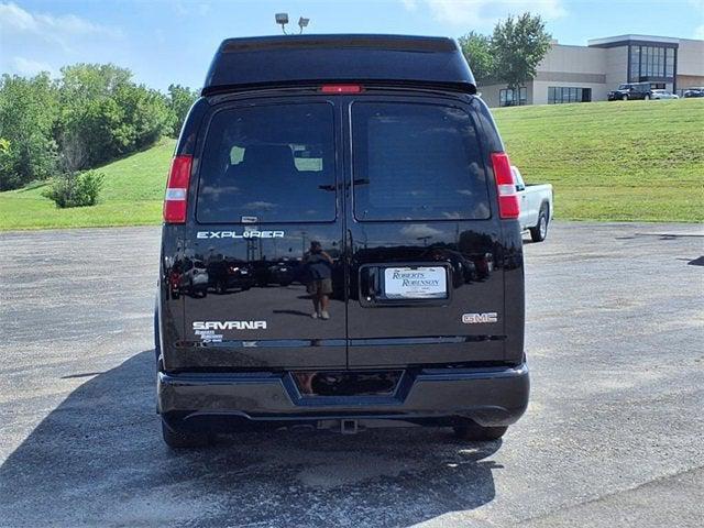 new 2025 GMC Savana 2500 car