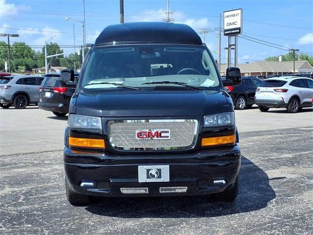 new 2025 GMC Savana 2500 car