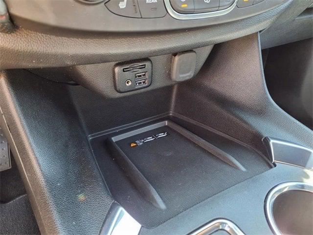 used 2023 Chevrolet Traverse car, priced at $41,888