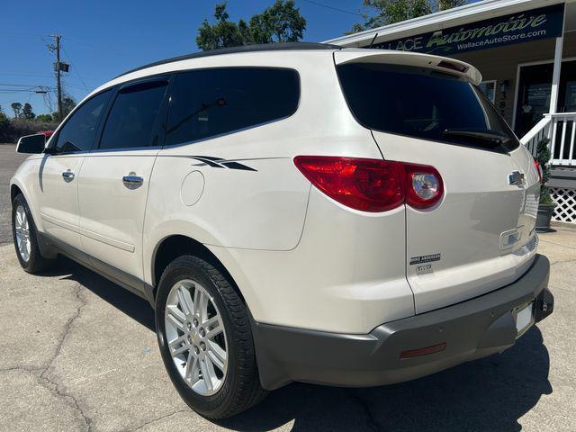 used 2011 Chevrolet Traverse car, priced at $11,990