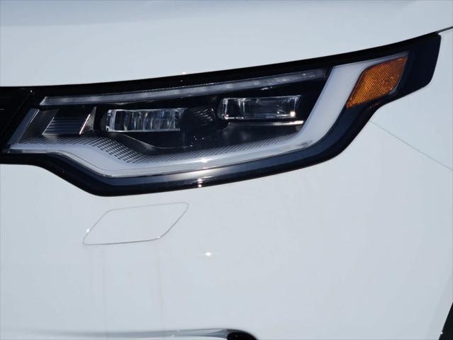 new 2025 Land Rover Discovery car, priced at $77,518