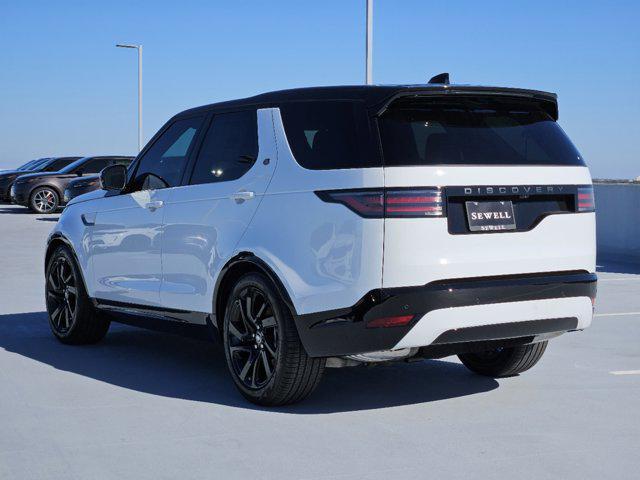 new 2025 Land Rover Discovery car, priced at $77,518