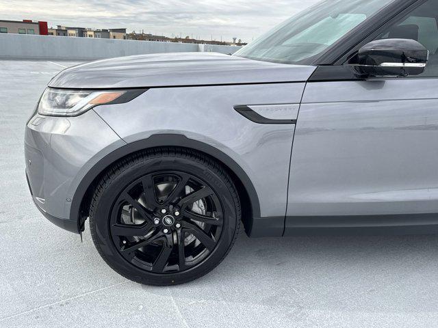 new 2025 Land Rover Discovery car, priced at $71,828