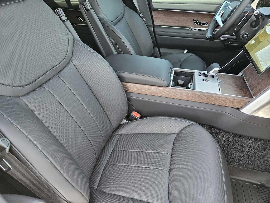 new 2025 Land Rover Range Rover car, priced at $121,410