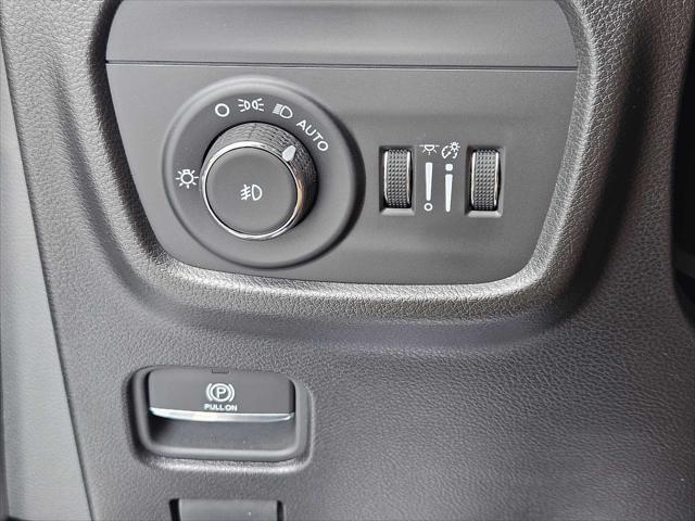used 2025 Jeep Grand Cherokee L car, priced at $52,990