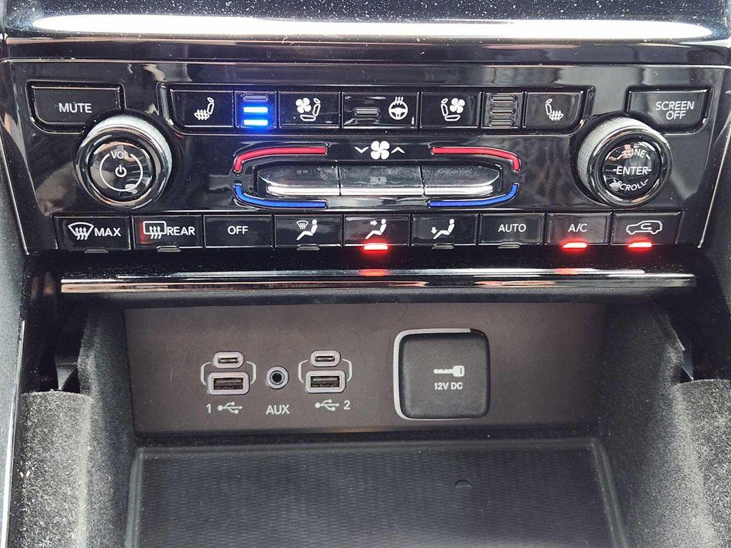 used 2021 Jeep Grand Cherokee L car, priced at $33,990