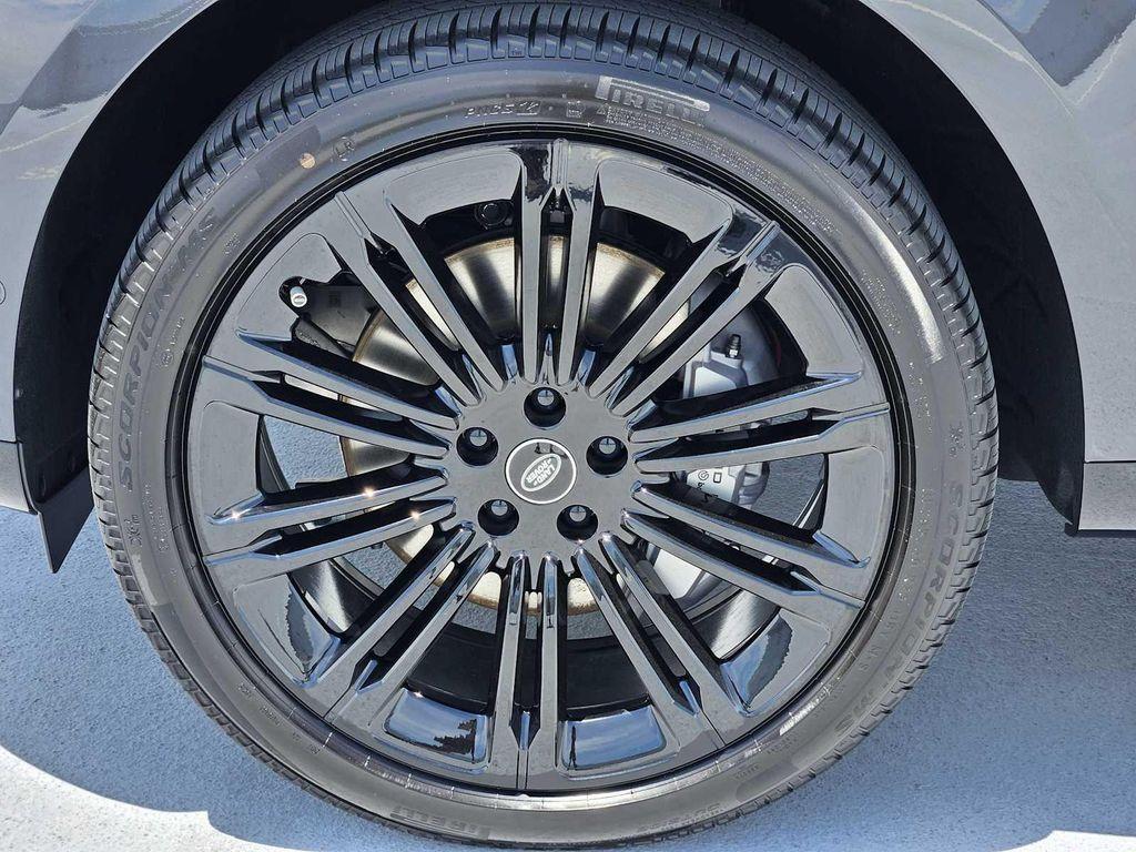 new 2025 Land Rover Range Rover car, priced at $130,565
