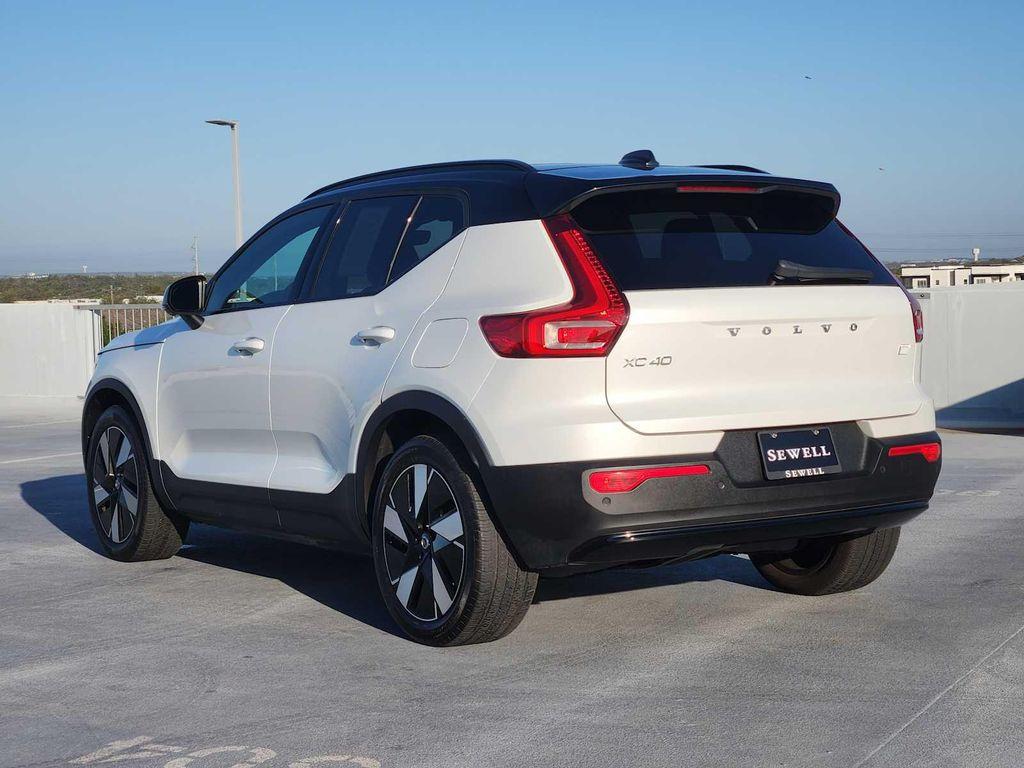 used 2024 Volvo XC40 Recharge Pure Electric car, priced at $31,990