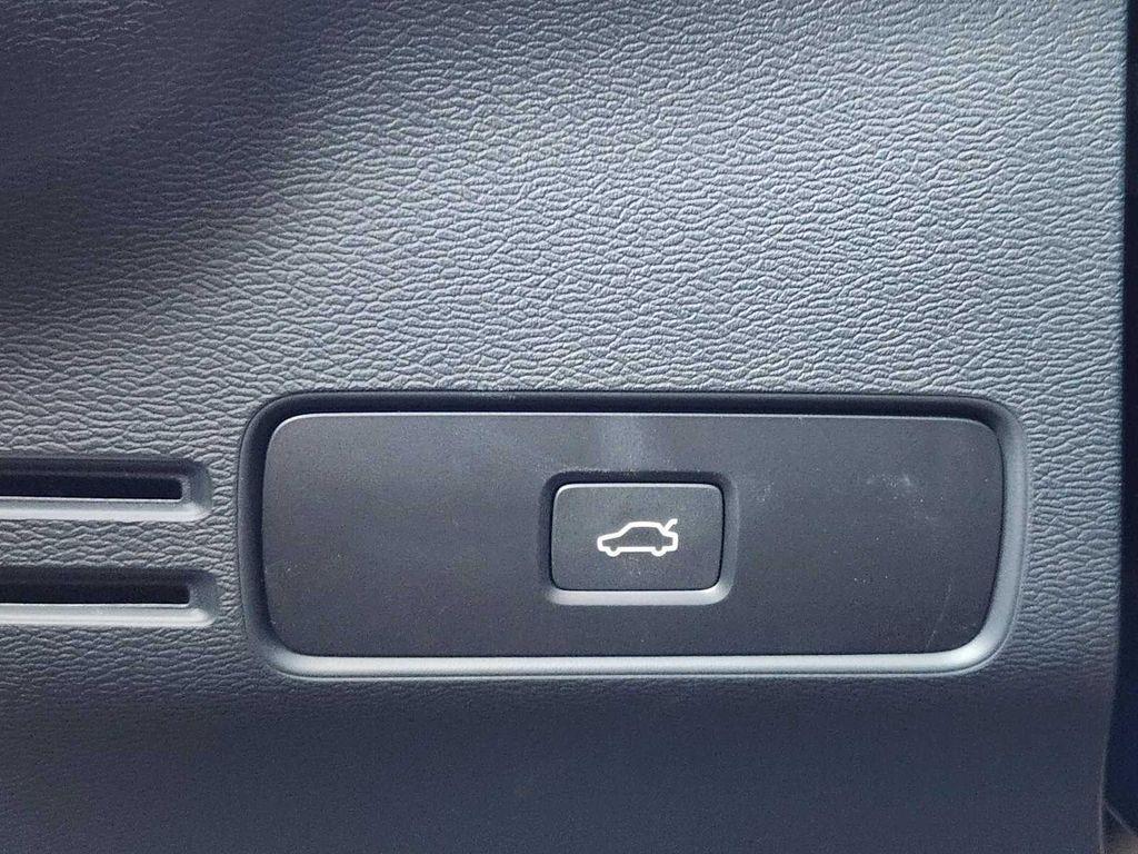 used 2024 Volvo XC40 Recharge Pure Electric car, priced at $31,990