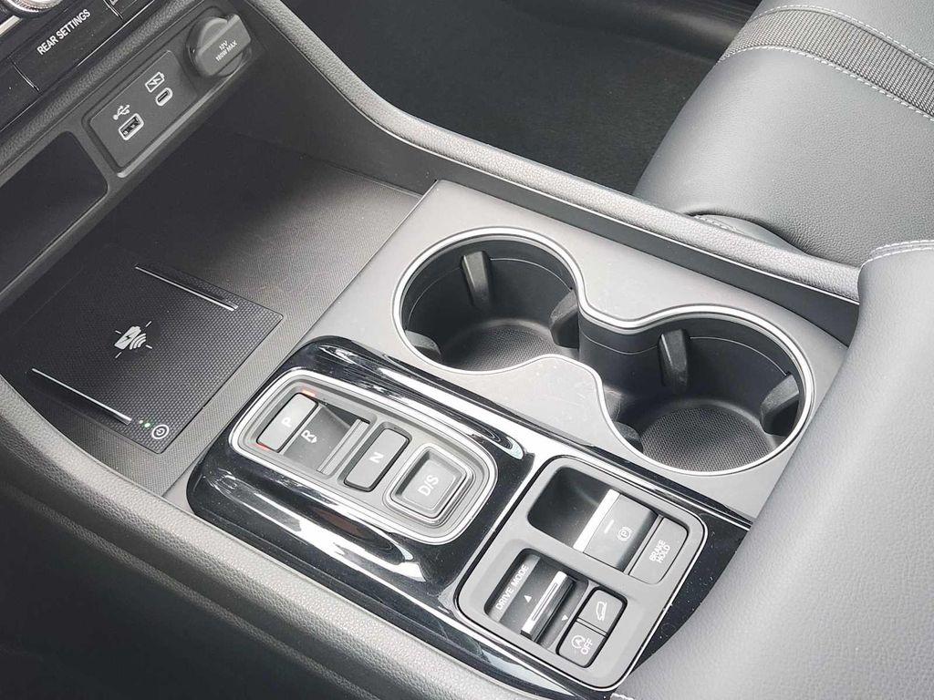 used 2025 Honda Pilot car, priced at $47,990