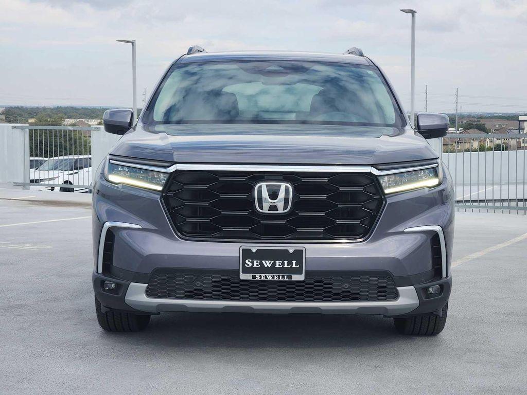 used 2025 Honda Pilot car, priced at $47,990