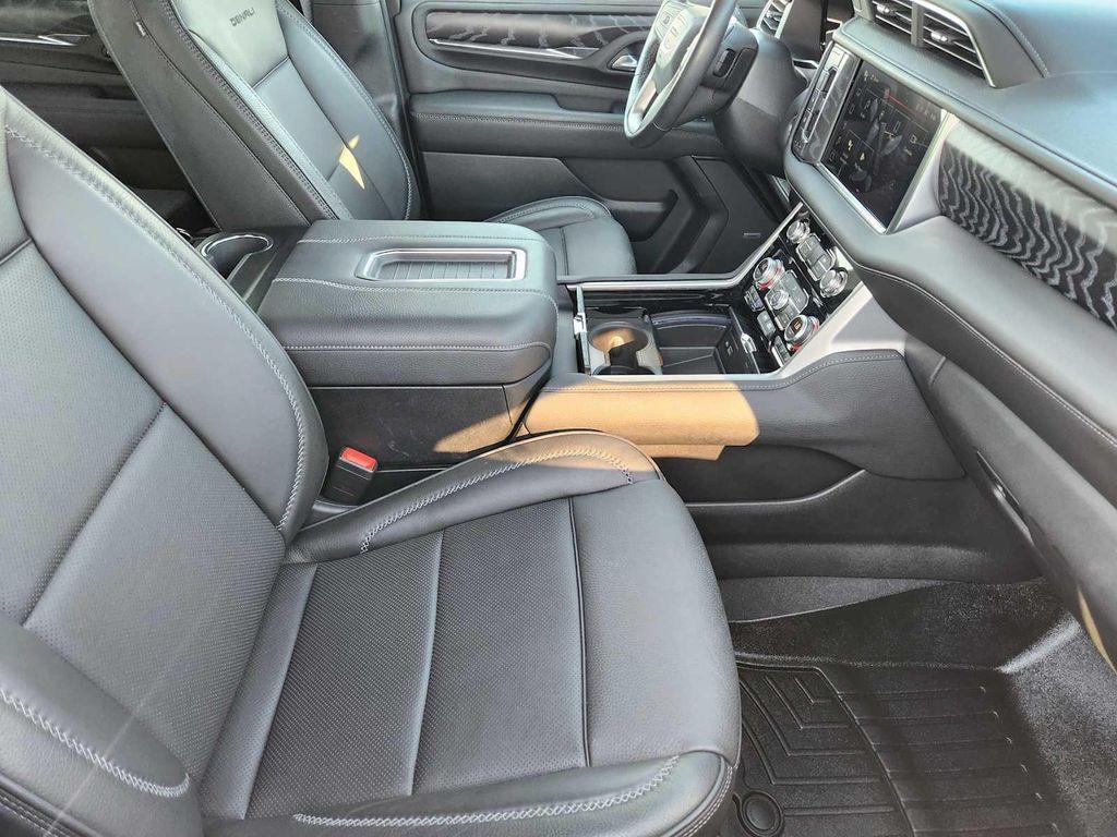 used 2022 GMC Yukon car, priced at $65,990