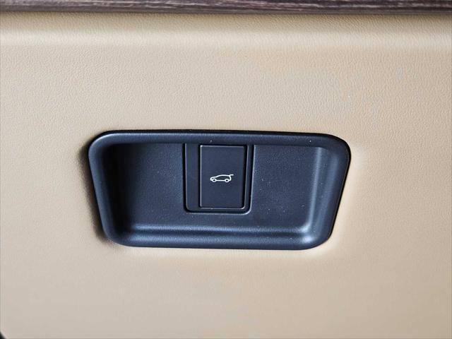 new 2025 Land Rover Range Rover car, priced at $124,760