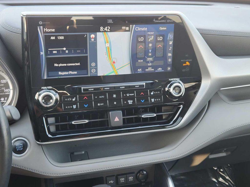 used 2021 Toyota Highlander car, priced at $35,990