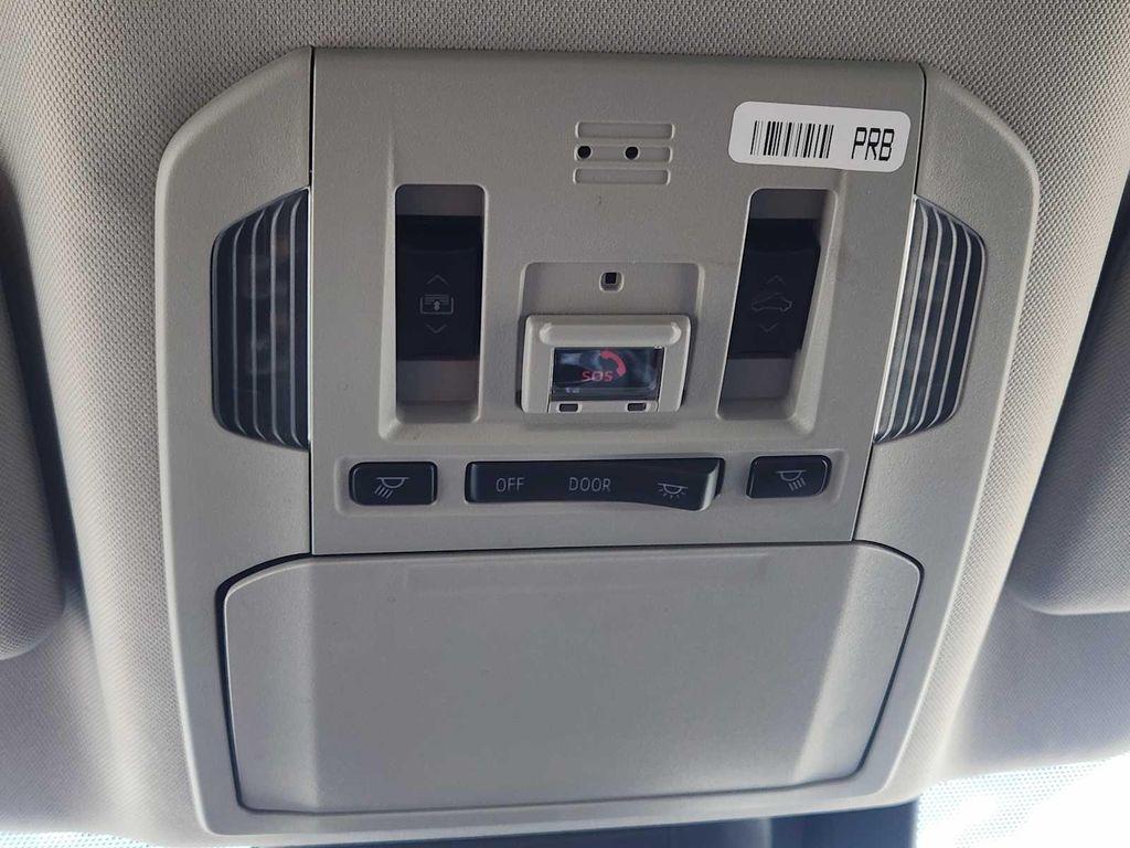 used 2021 Toyota Highlander car, priced at $35,990