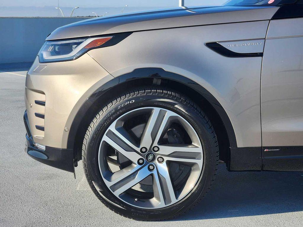 used 2021 Land Rover Discovery car, priced at $27,990