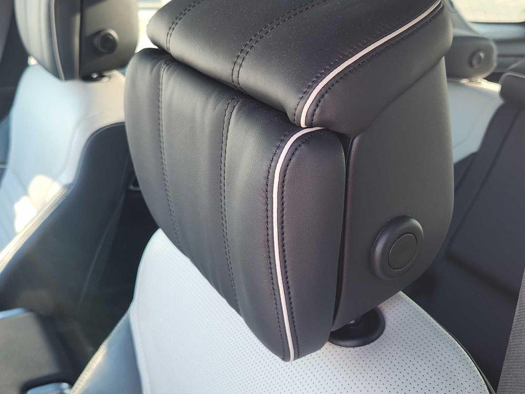 used 2021 Land Rover Discovery car, priced at $27,990