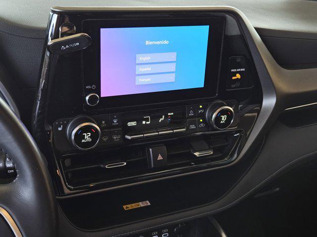 used 2023 Toyota Highlander car, priced at $37,990