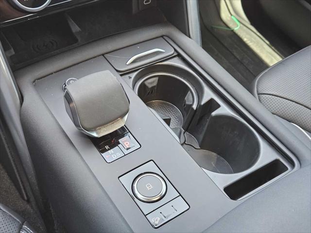 used 2024 Land Rover Discovery car, priced at $50,990