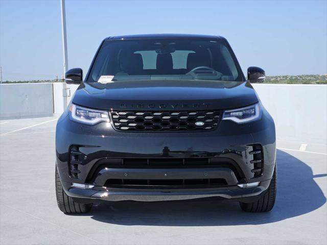 new 2025 Land Rover Discovery car, priced at $76,018