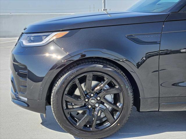 new 2025 Land Rover Discovery car, priced at $76,018