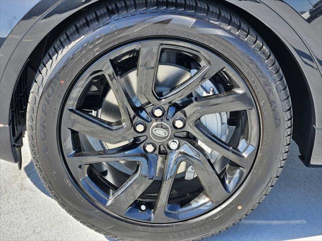 new 2025 Land Rover Discovery car, priced at $76,018