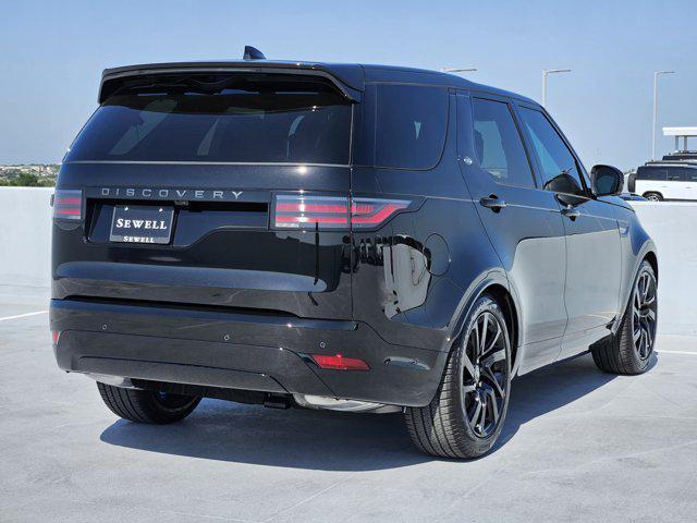 new 2025 Land Rover Discovery car, priced at $76,018