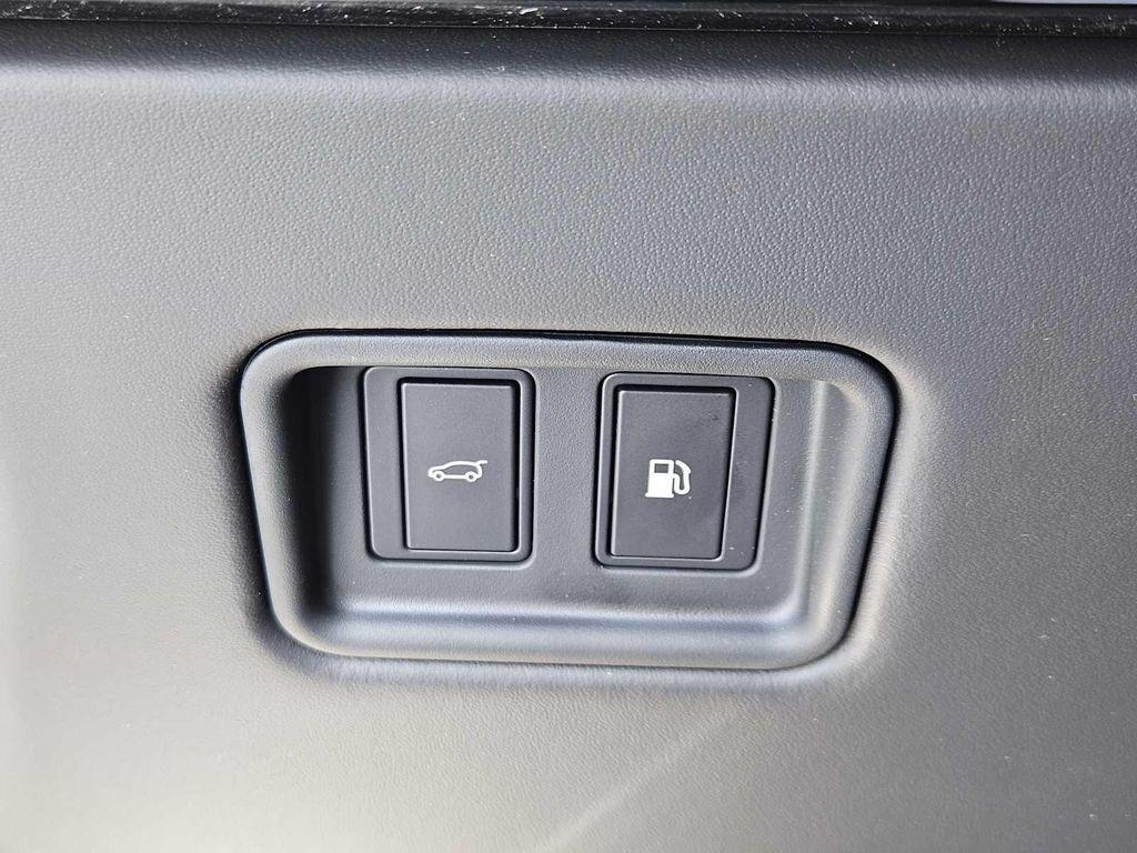 new 2025 Land Rover Range Rover car, priced at $138,810
