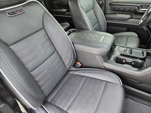 used 2025 GMC Sierra 2500 car, priced at $89,990