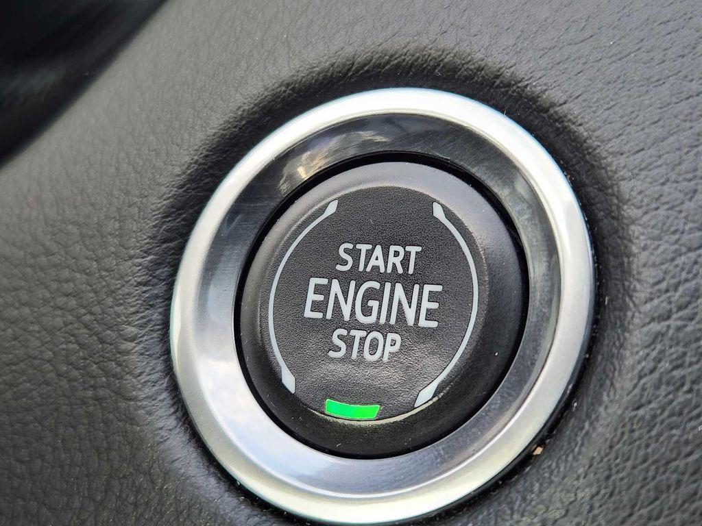 used 2023 Cadillac XT4 car, priced at $25,990