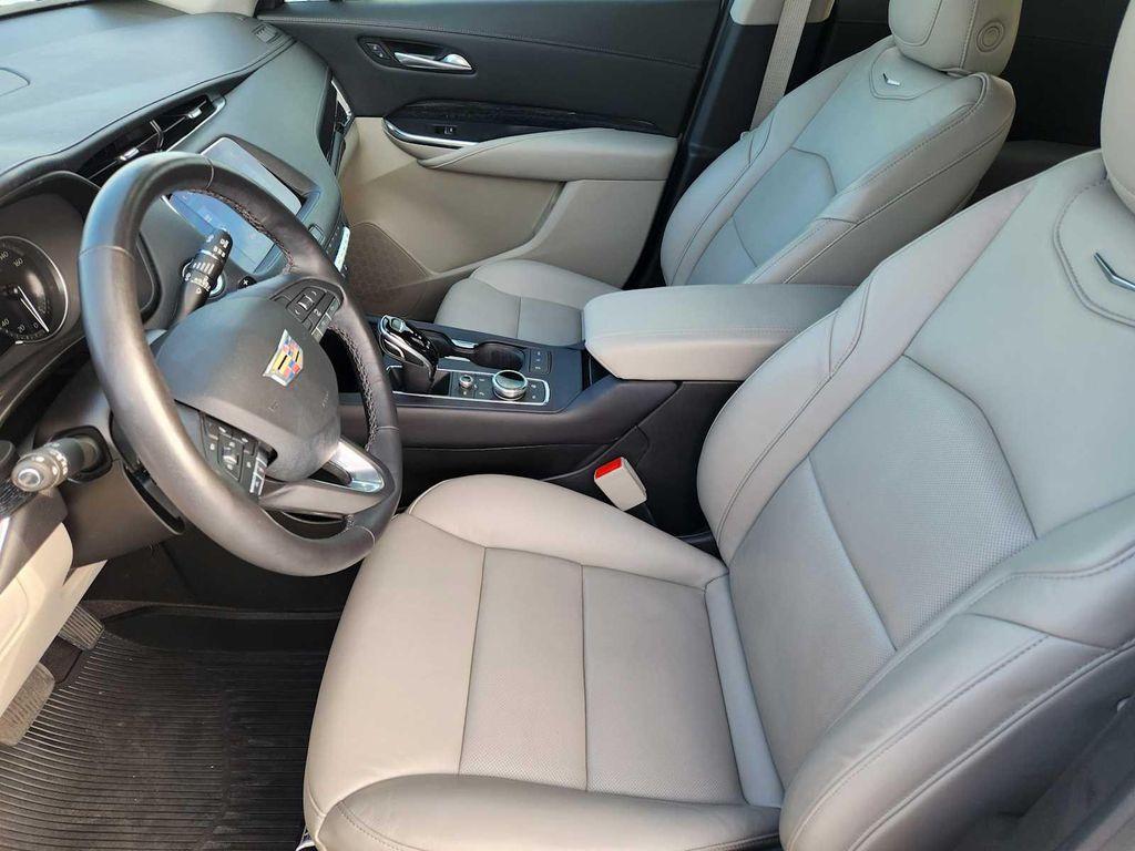 used 2023 Cadillac XT4 car, priced at $25,990