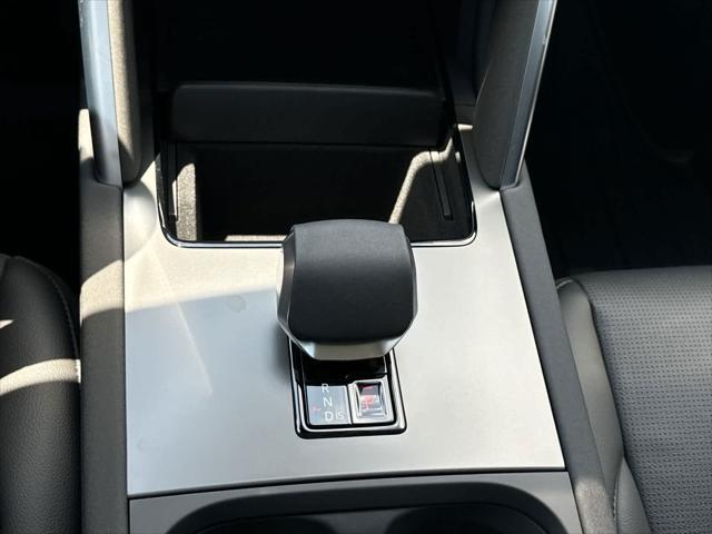 new 2024 Land Rover Discovery Sport car, priced at $46,878