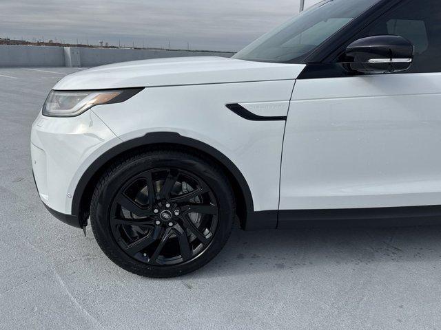 new 2025 Land Rover Discovery car, priced at $69,928