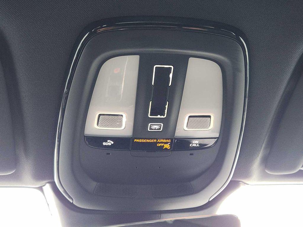 used 2022 Volvo XC60 car, priced at $35,990