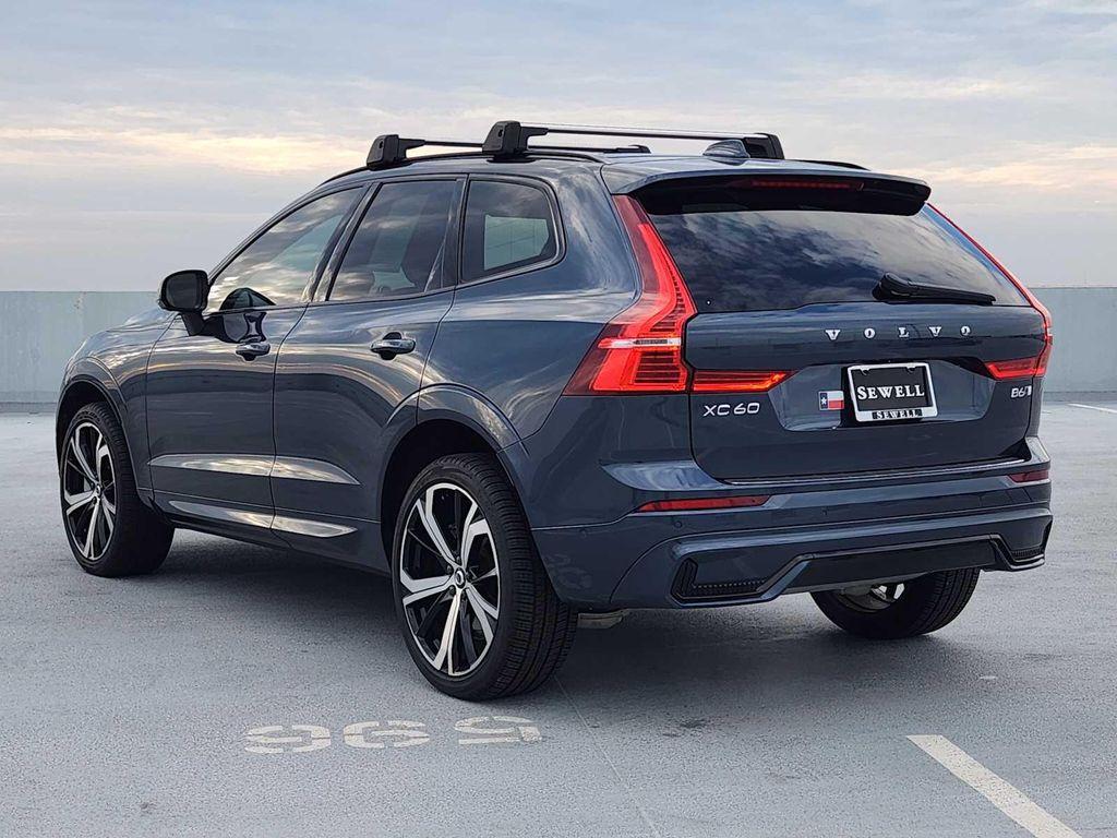 used 2022 Volvo XC60 car, priced at $35,990